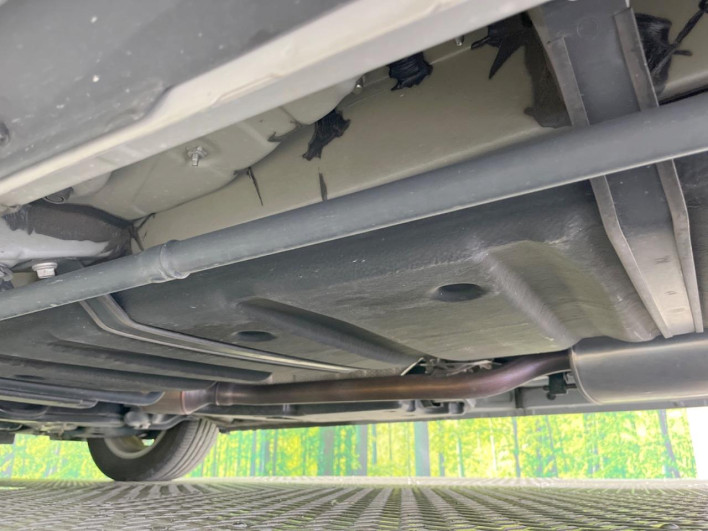 2016 Toyota Noah DBA-ZRR80W (UW-6a190529748ba)[19]