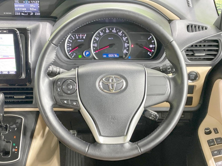 2014 Toyota Noah DBA-ZRR85G (UW-6a1905337839e)[16]