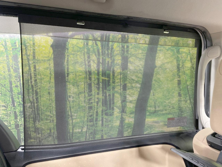 2014 Toyota Noah DBA-ZRR85G (UW-6a1905337839e)[17]