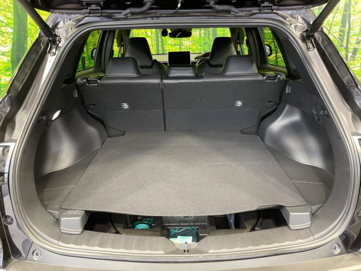 2024 Toyota Corolla Cross 6AA-ZVG13 (UW-6a1905386a915)[24]
