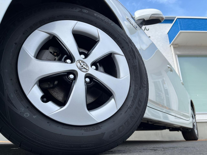 2013 Toyota Prius DAA-ZVW30 (UW-6a19053c5e6f3)[4]