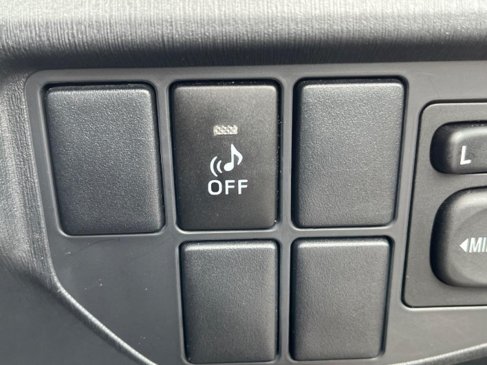 2013 Toyota Prius DAA-ZVW30 (UW-6a19053c5e6f3)[24]