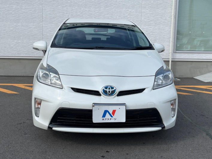2013 Toyota Prius DAA-ZVW30 (UW-6a19053c5e6f3)[15]