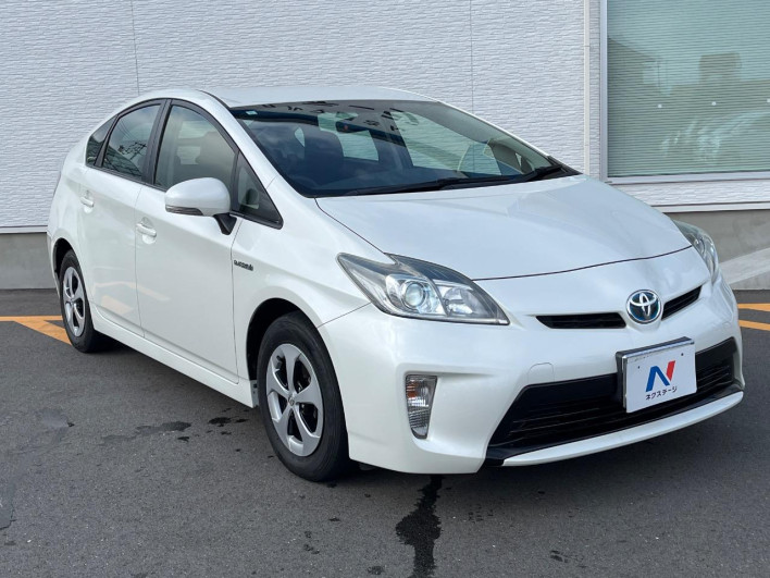 2013 Toyota Prius DAA-ZVW30 (UW-6a19053c5e6f3)[18]
