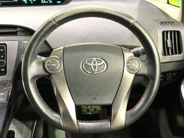 2013 Toyota Prius DAA-ZVW30 (UW-6a19053db08fc)[19]