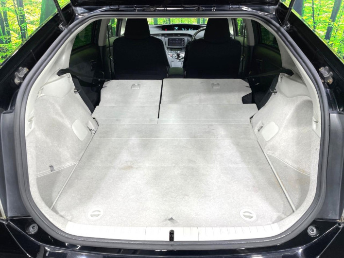 2013 Toyota Prius DAA-ZVW30 (UW-6a19053db08fc)[15]