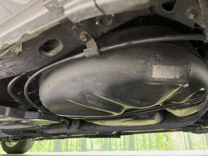 2012 Toyota Prius α DAA-ZVW40W (UW-6a19053e44c7b)[21]
