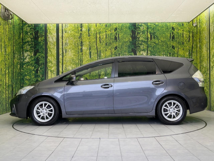 2012 Toyota Prius α DAA-ZVW40W (UW-6a19053e44c7b)[11]
