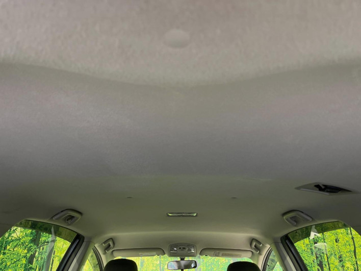 2012 Toyota Prius α DAA-ZVW40W (UW-6a19053e44c7b)[26]
