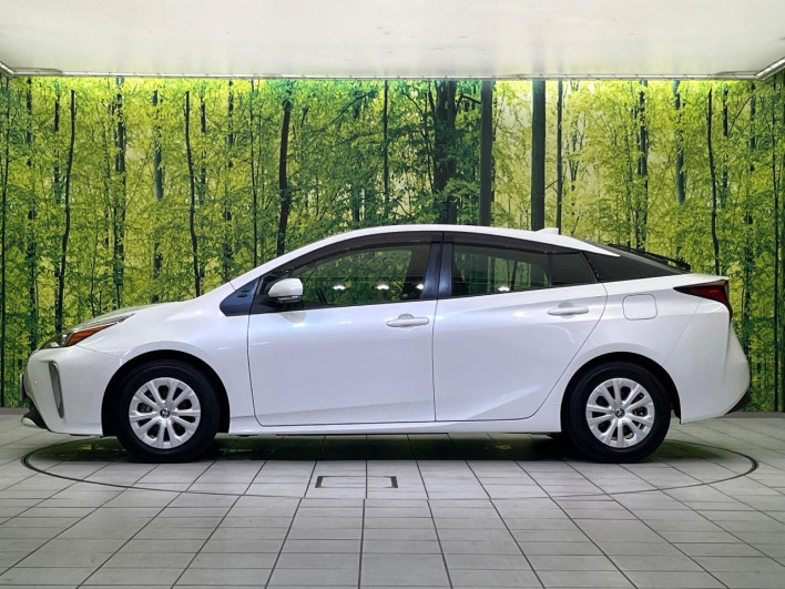 2021 Toyota Prius 6AA-ZVW51 (UW-6a19054476191)[6]