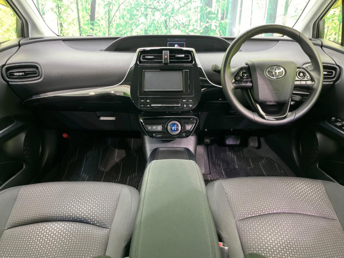 2021 Toyota Prius 6AA-ZVW51 (UW-6a19054476191)[27]