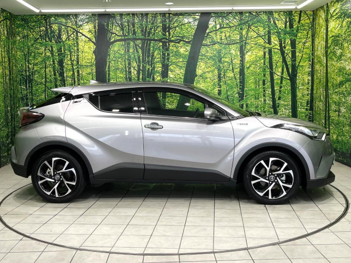 2018 Toyota C-HR DAA-ZYX10 (UW-6a190559c76e1)[7]