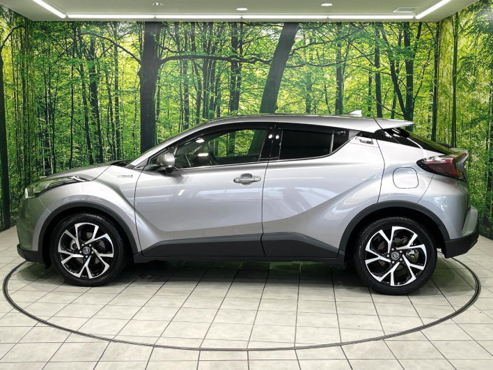 2018 Toyota C-HR DAA-ZYX10 (UW-6a190559c76e1)[11]
