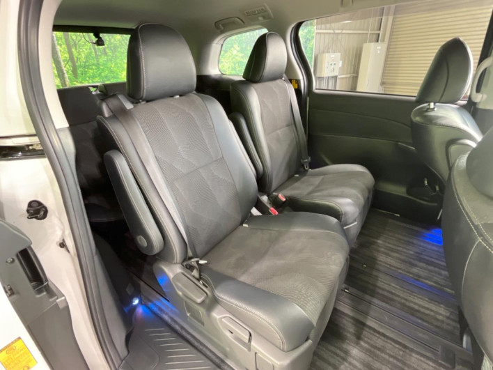 2014 Toyota Estima DBA-ACR50W (UW-6a1a54163575b)[8]