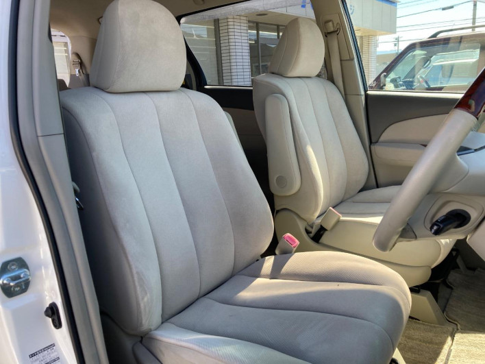 2012 Toyota Estima DBA-ACR55W (UW-6a1a5416c3a5e)[28]