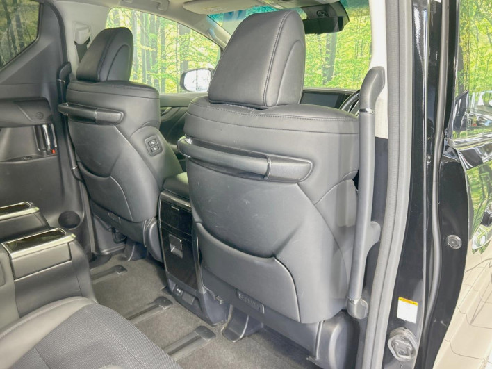 2020 Toyota Vellfire 3BA-AGH30W (UW-6a1a5422bcfa9)[25]