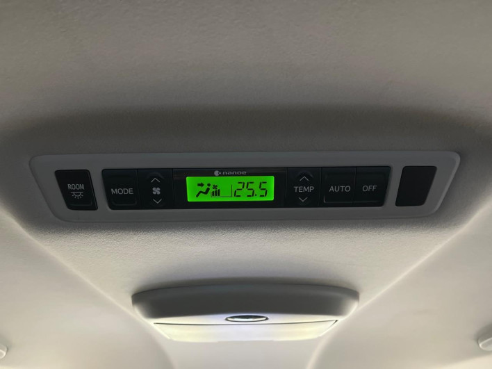 2012 Toyota Vellfire DBA-ANH20W (UW-6a1a542916734)[24]