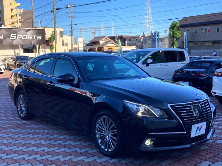 2015 Toyota Crown Hybrid DAA-AWS210 (UW-6a1a542fcf4b7)[12]