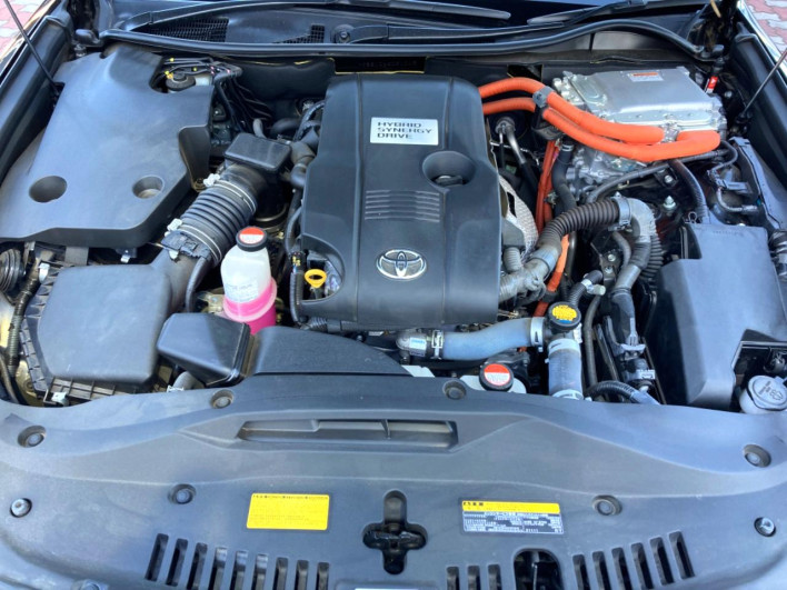 2015 Toyota Crown Hybrid DAA-AWS210 (UW-6a1a542fcf4b7)[6]