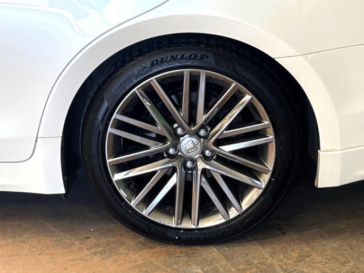 2015 Toyota Crown Hybrid DAA-AWS210 (UW-6a1a542fdb119)[9]