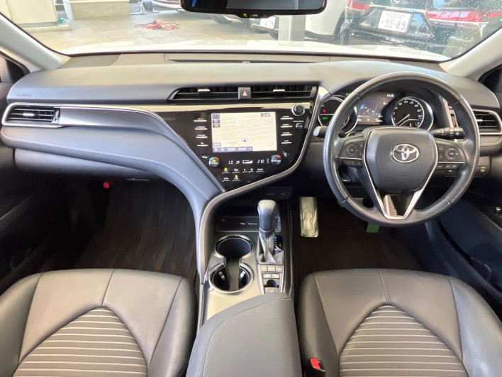 2020 Toyota Camry DAA-AXVH70 (UW-6a1a543bcf722)[28]