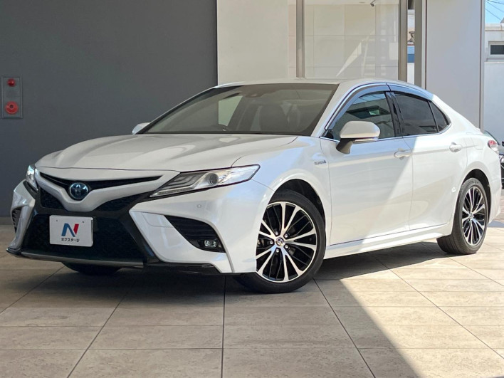 2020 Toyota Camry DAA-AXVH70 (UW-6a1a543bcf722)[0]