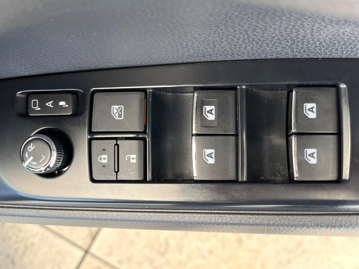 2020 Toyota Camry DAA-AXVH70 (UW-6a1a543bcf722)[25]