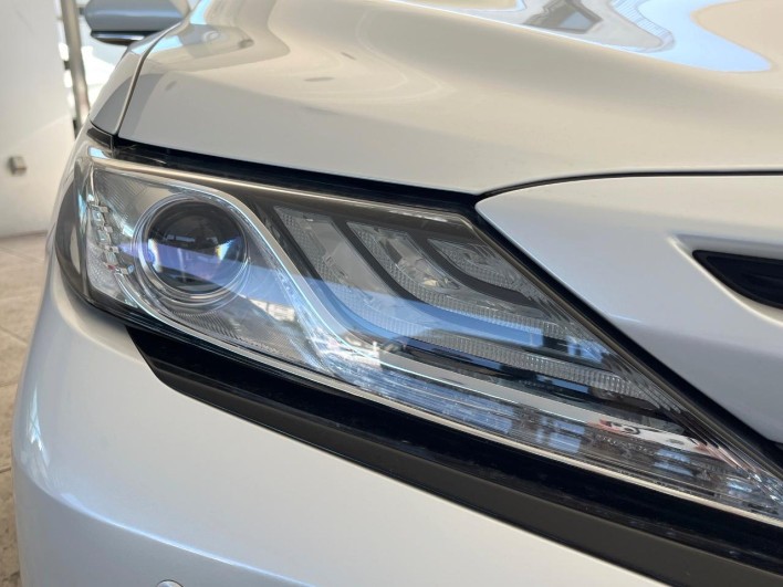 2020 Toyota Camry DAA-AXVH70 (UW-6a1a543bcf722)[8]