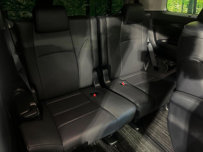 2016 Toyota Alphard Hybrid DAA-AYH30W (UW-6a1a543dc340c)[26]