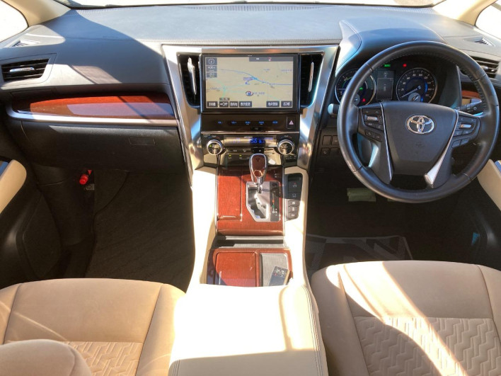 2016 Toyota Alphard Hybrid DAA-AYH30W (UW-6a1a543e38345)[28]
