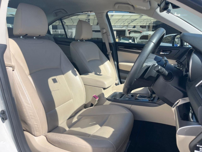 2015 Subaru Legacy B4 DBA-BN9 (UW-6a1a545ce459a)[28]