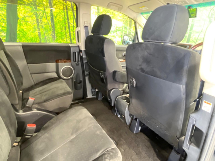 2009 Mitsubishi Delica D:5 DBA-CV5W (UW-6a1a546669037)[21]