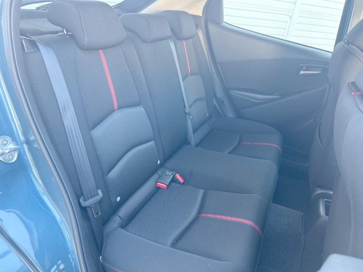 2015 Mazda Demio LDA-DJ5AS (UW-6a1a546d420ca)[29]