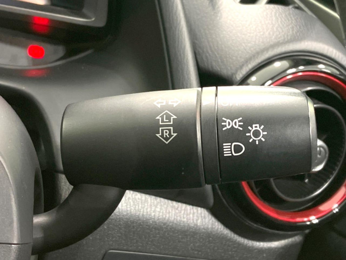 2015 Mazda CX-3 LDA-DK5FW (UW-6a1a546e9014e)[24]