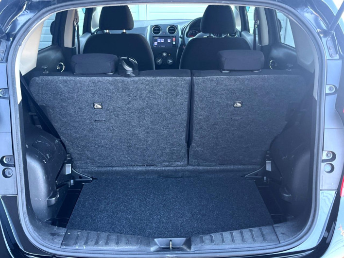 2013 Nissan Note DBA-E12 (UW-6a1a5471549dc)[25]