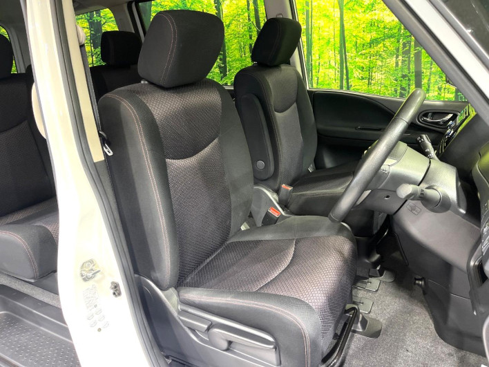 2012 Nissan Serena DBA-FC26 (UW-6a1a5477b5d02)[25]