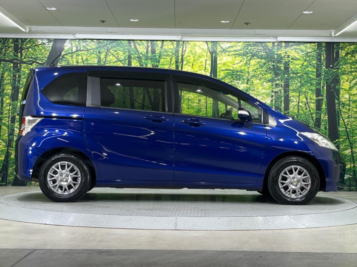 2016 Honda Freed DBA-GB3 (UW-6a1a54821d58b)[17]
