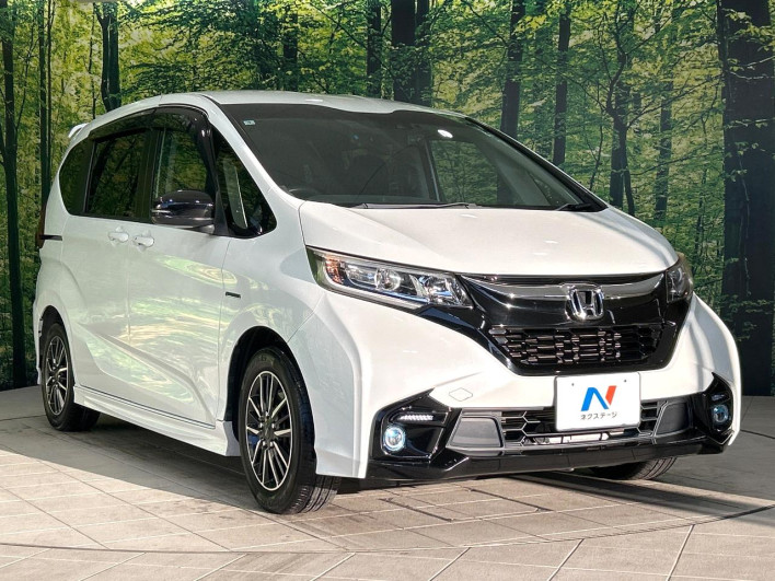 2018 Honda Freed hybrid DAA-GB7 (UW-6a1a548550b7a)[11]