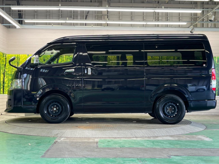 2022 Toyota Hiace Van 3DF-GDH211K (UW-6a1a5486d8fb4)[12]