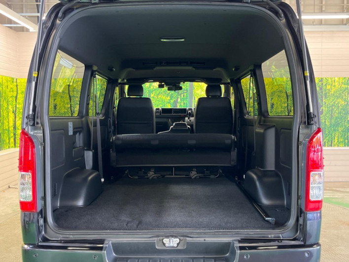 2022 Toyota Hiace Van 3DF-GDH211K (UW-6a1a5486d8fb4)[19]