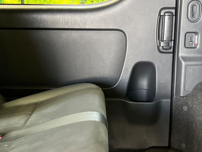 2022 Toyota Hiace Van 3DF-GDH211K (UW-6a1a5486d8fb4)[23]
