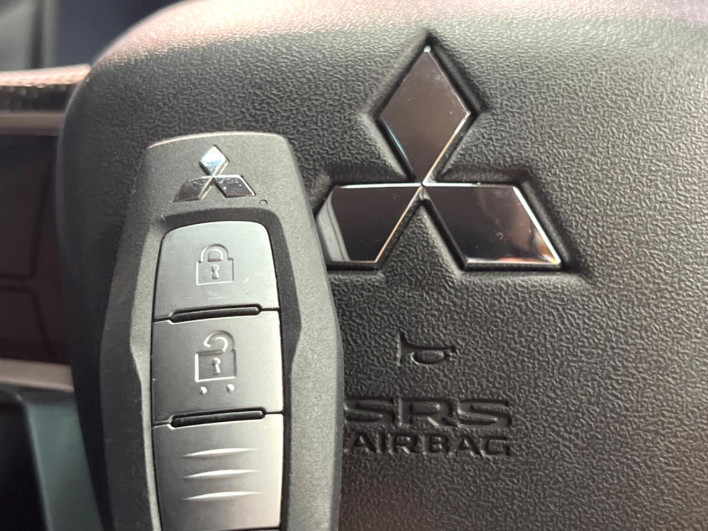 2022 Mitsubishi OUTLANDER PHEV 5LA-GN0W (UW-6a1a549378401)[29]