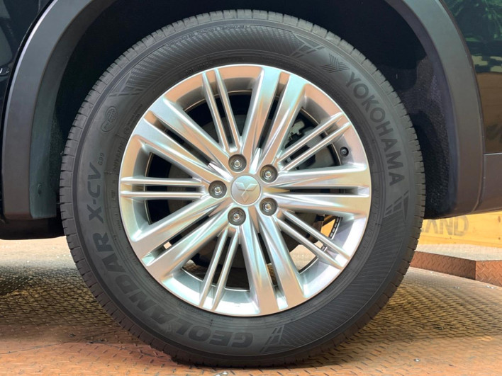 2022 Mitsubishi OUTLANDER PHEV 5LA-GN0W (UW-6a1a549378401)[17]