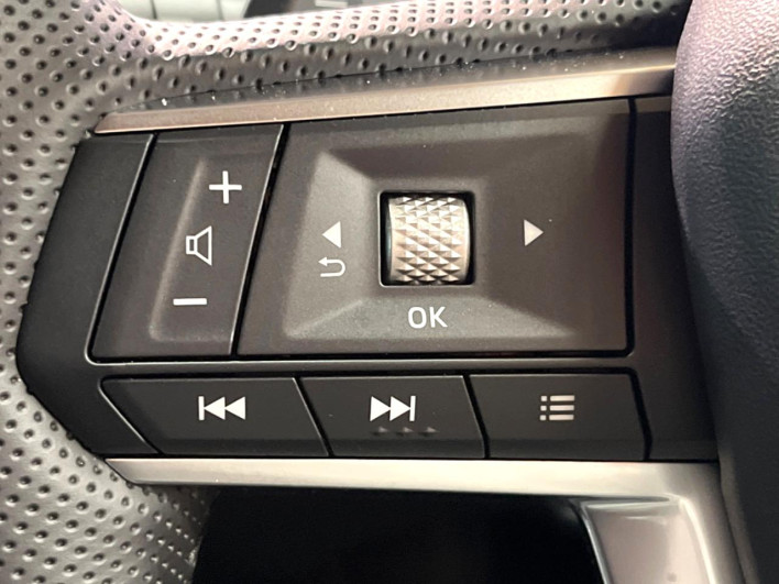 2022 Mitsubishi OUTLANDER PHEV 5LA-GN0W (UW-6a1a549378401)[26]