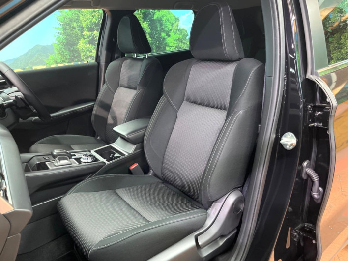 2022 Mitsubishi OUTLANDER PHEV 5LA-GN0W (UW-6a1a549378401)[10]