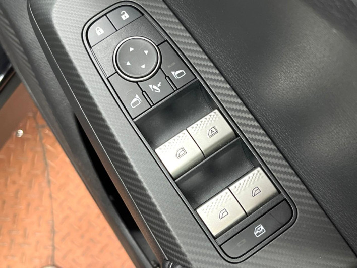 2022 Mitsubishi OUTLANDER PHEV 5LA-GN0W (UW-6a1a549378401)[21]