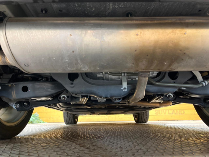 2022 Mitsubishi OUTLANDER PHEV 5LA-GN0W (UW-6a1a5493a05a5)[25]