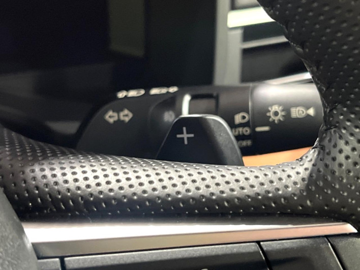 2022 Mitsubishi OUTLANDER PHEV 5LA-GN0W (UW-6a1a5494109a0)[12]