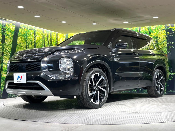 2022 Mitsubishi OUTLANDER PHEV 5LA-GN0W (UW-6a1a5494109a0)[4]