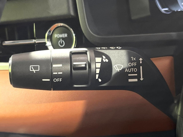 2022 Mitsubishi OUTLANDER PHEV 5LA-GN0W (UW-6a1a5494109a0)[19]